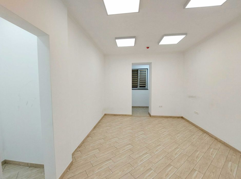 оренда приміщення Зелена. Нежитлове приміщення з євроремонтом.