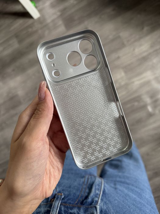 Чохол на iphone 17pro