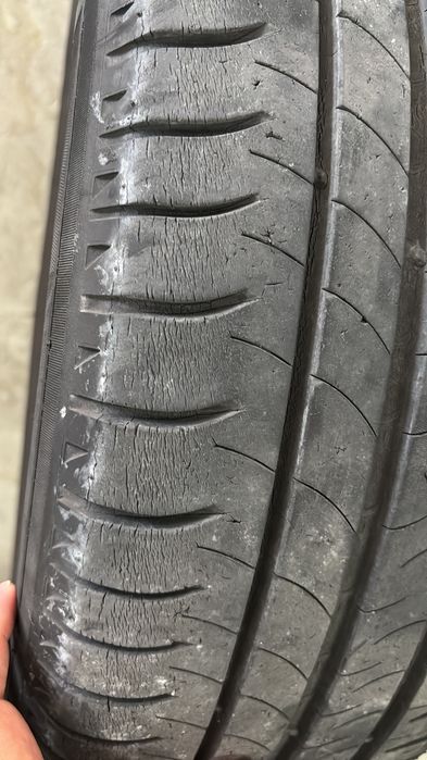 Pneus semi novos