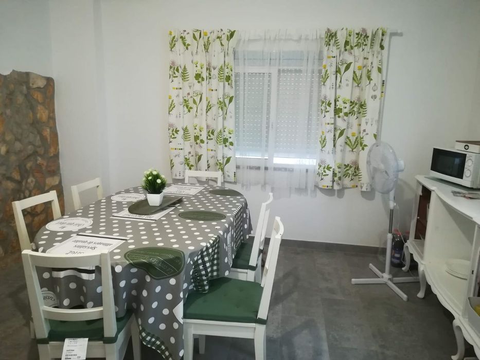 Casa T2 em Corte do Pinto