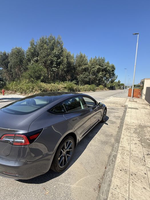 Tesla model3 long range tracçao traseira