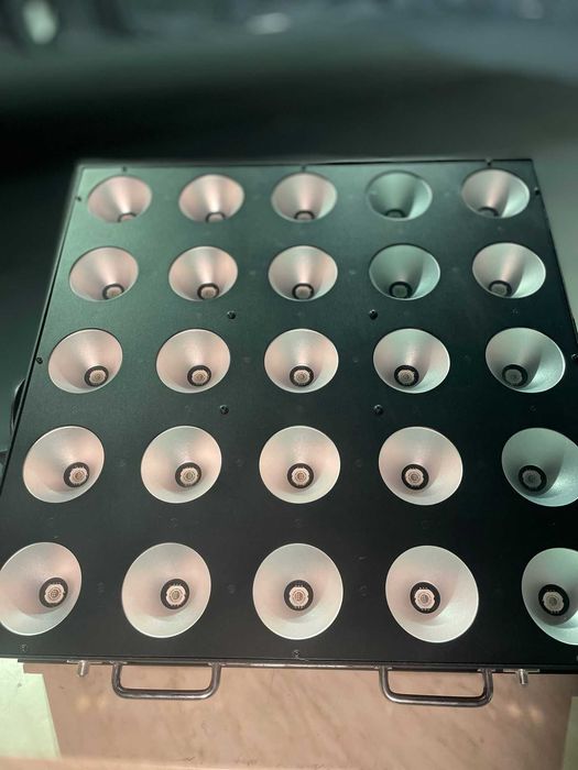10 unidades Briteq - Painel PowerMatrix 5X5 (LUZ DE CONCERTO OU PALCO)