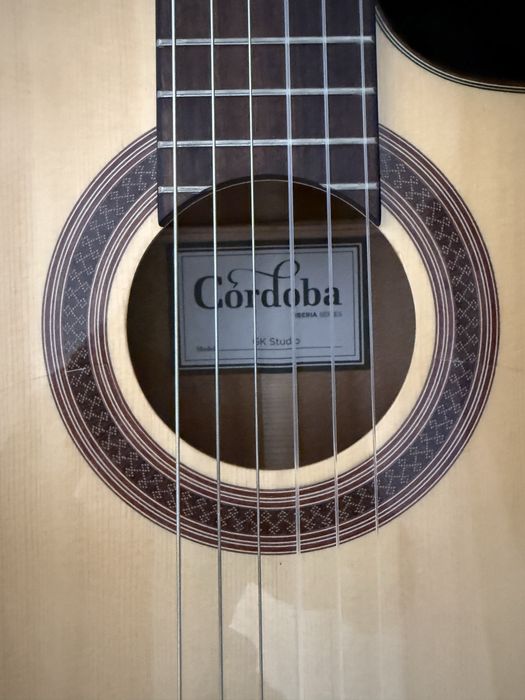 guitarra classica córdoba GK studio