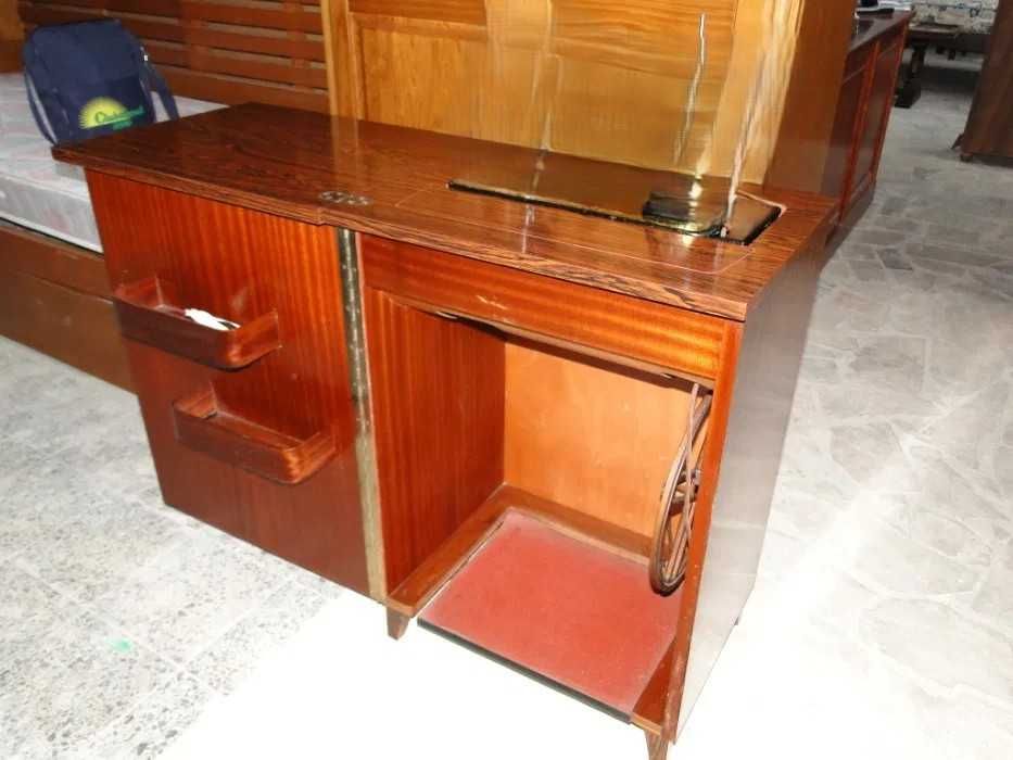Mesa para maquina de costura