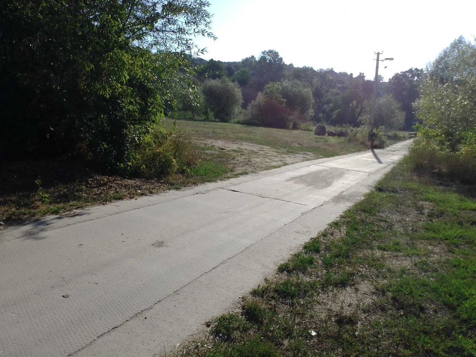 Велика ділянка по вул. Шолом-Алейхема