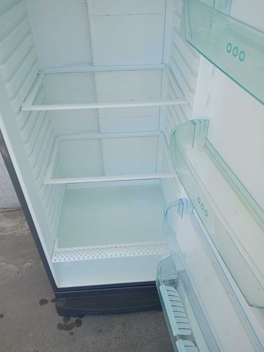 Chłodziarka Electrolux ERE34400X