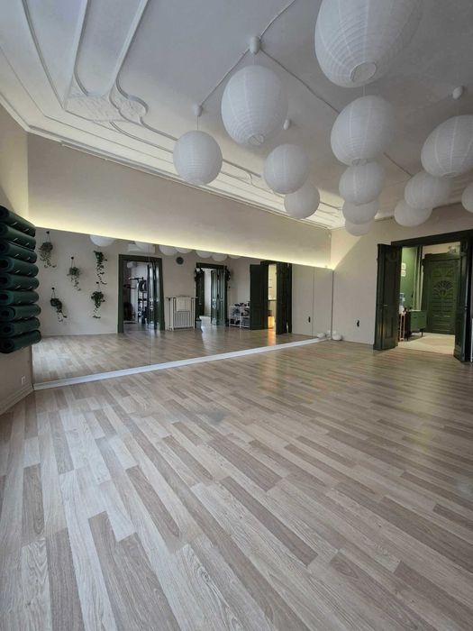 Elegancka przestrzeń na godz- pilates,joga itp w kamienicy w centrum.