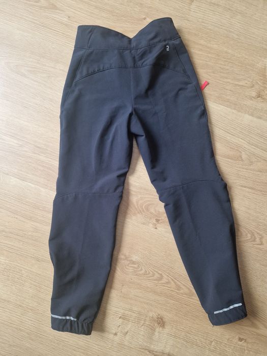 Spodnie trekinngowe/zimowe  Quechua 131-140 cm. Stan idealny