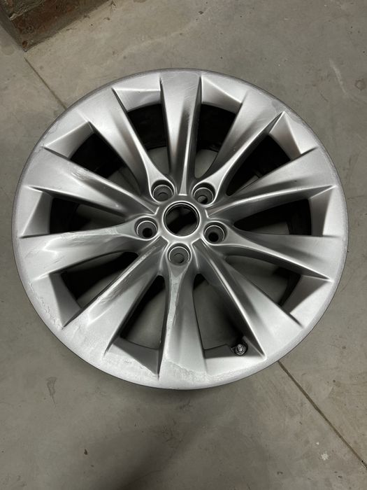 Диск Tesla Model S X R19