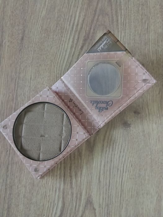 Bronzer lovely MEDIUM BRONZER