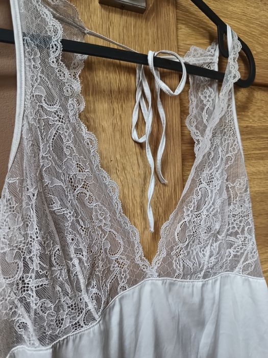 Koszulka nocna z koronką