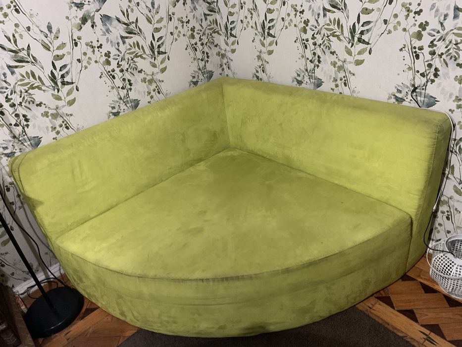 Sofá de canto verde