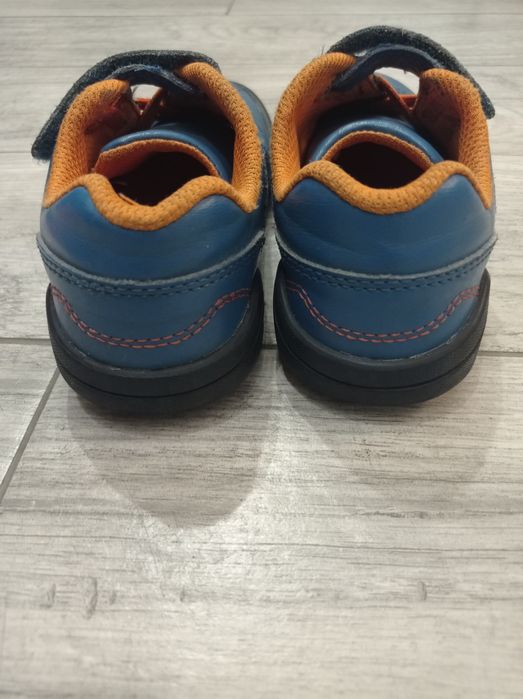 Шкіряні кросівки, кеди для хлопчика, Clarks, сині, 27,5 р.