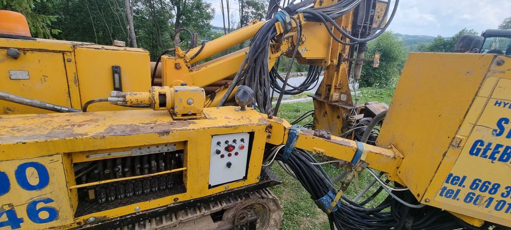 Wiertnica do studni głębinowych i pomp ciepła gąsienicowa Atlas Copco