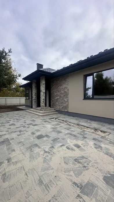 Продаж одноповерхового БУДИНКУ Ворзель 128 м2 на 5.7 сотках ГАЗ