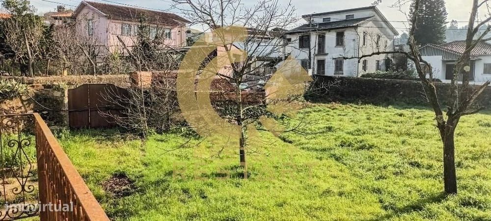 Terreno de 830m2 plano com viabilidade de construção de moradia isolad — Oliveira De Azeméis, Santiago De Riba-Ul, Ul, Macinhata Da Seixa E Madail, Aveiro