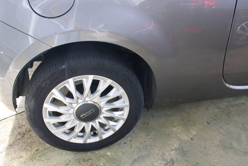 Fiat 500 Cabrio: lindo, confortável, fácil de estacionar, e barato