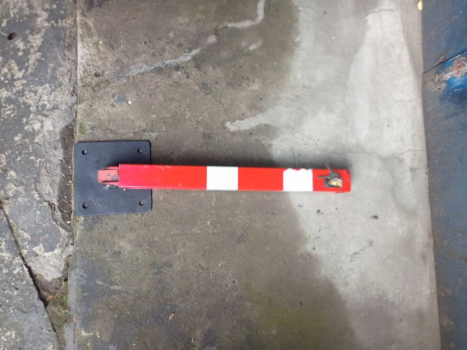 Blokada Parkingowa Składana, Słupek Parkingowy Składany