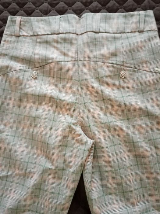 Calça de xadrex de meia estação