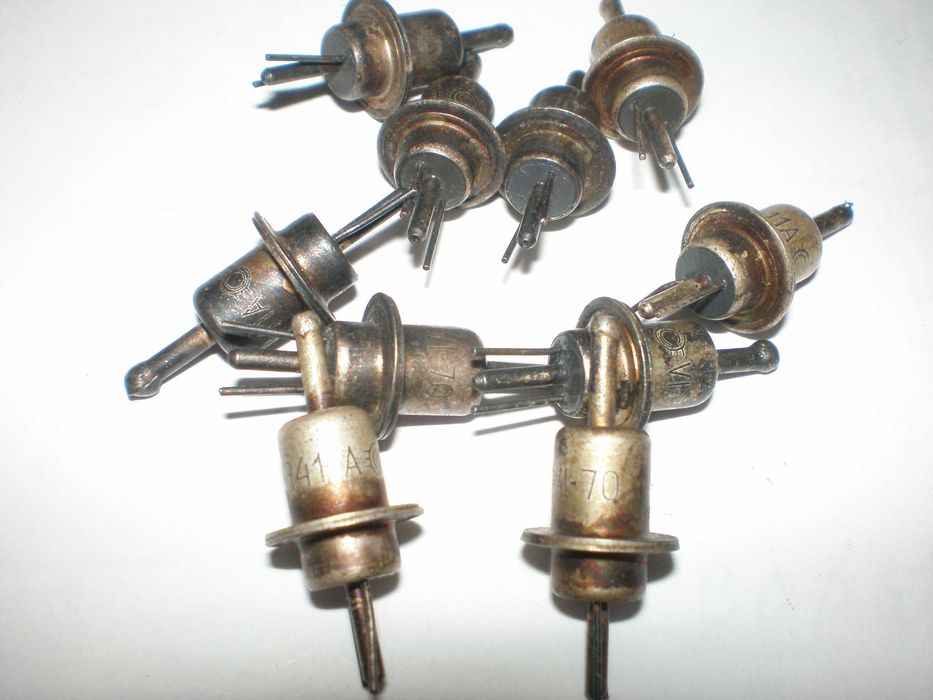 Транзистор  П411А  ,  1970  Г.В.