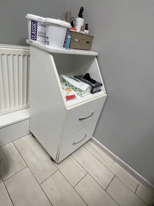 Кушетка косметологическая и новом состоянии