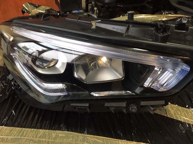 Mercedes Cla W118  2019- Lampa Przód Ładna