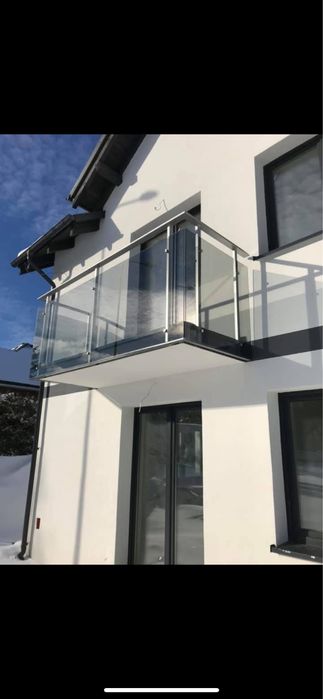 Szklana/przeszklona balustrada