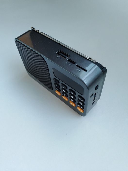 Радио плеер диктофон фонарик