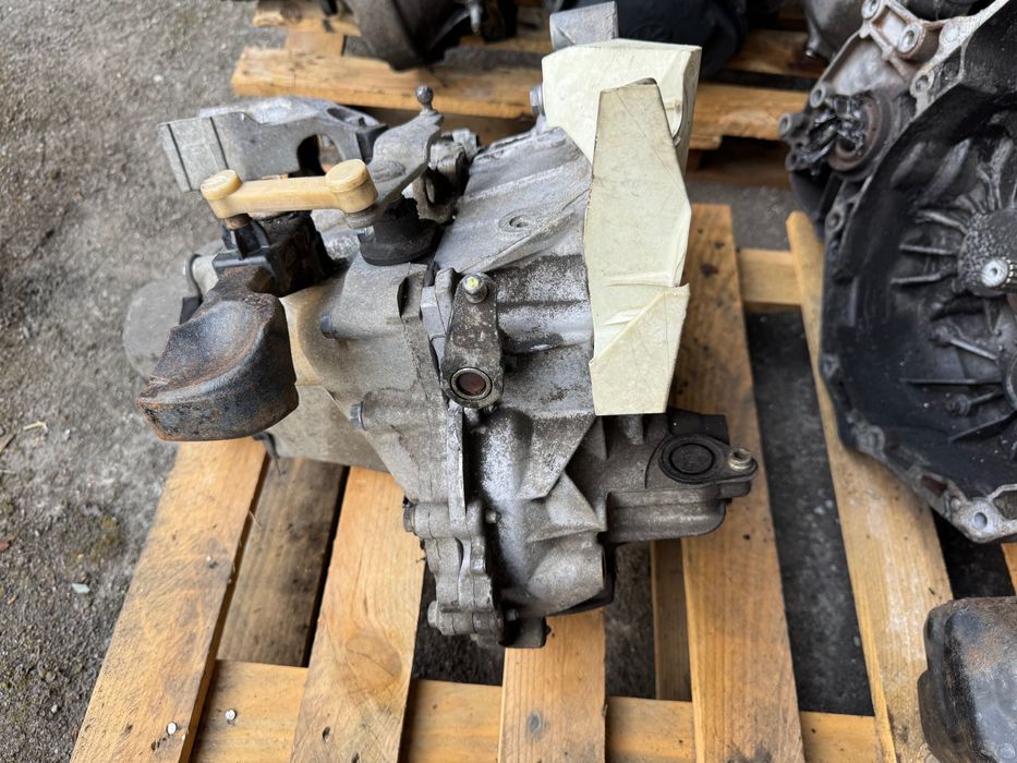 Caixa de Velocidades Peugeot 207 1.4 8V 20CQ65