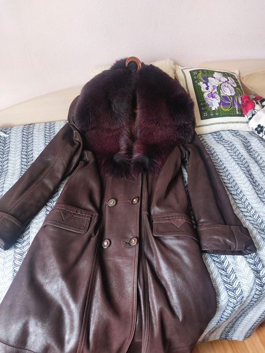 Шкіряне пальто з натуральним хутром