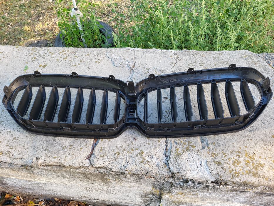 Ноздри,решетка радиатора тюнинг. Bmw G30,G31 . Цельная