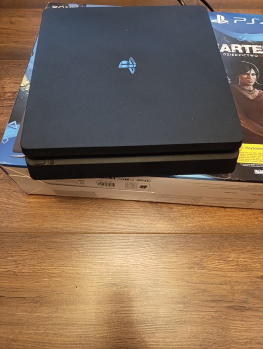 PlayStation 4 1 Tb