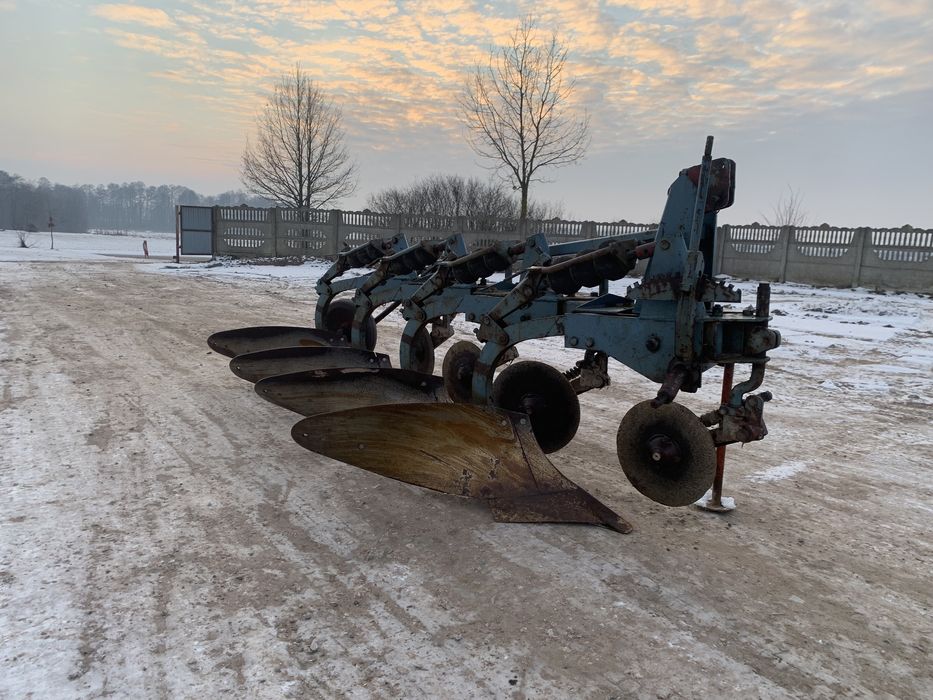 Pług Överum 4 skibowy