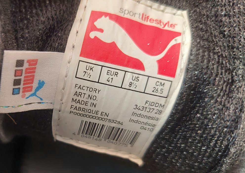 Кросовки puma оригінал

Розмір по бірці:
UK 7 1/2 EURO 41 us 8 1/2 26