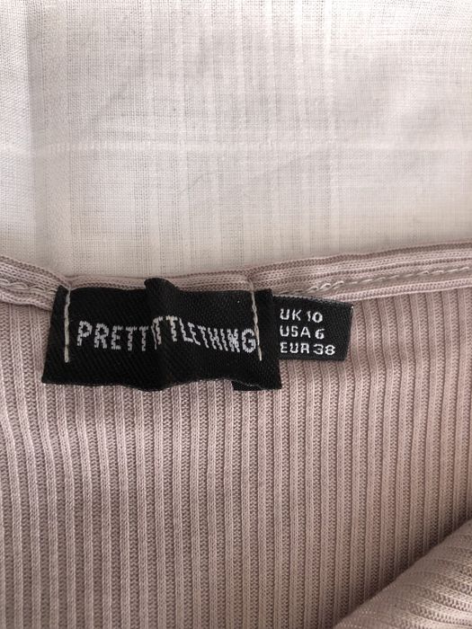 nowa sukienka prettylittlething