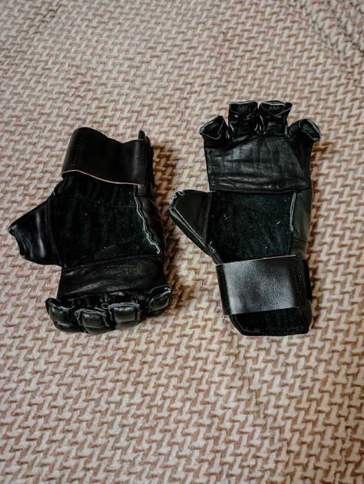 Перчатки для единоборств открытые ручной роботы.