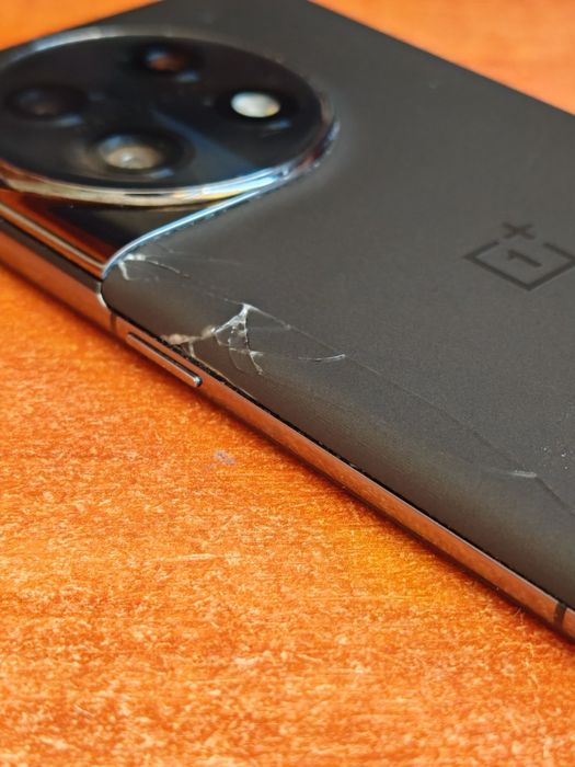 OnePlus 11 global 12/256 Snapdragon 8 gen 2