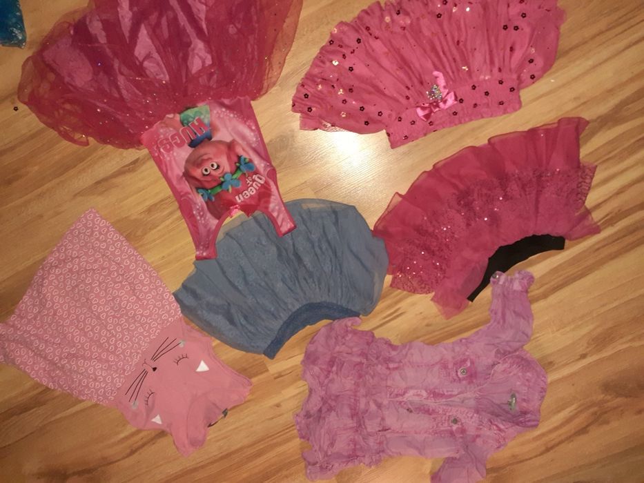 sukieneczki, spódniczki, hello kitty,wiosenne sukieneczki
