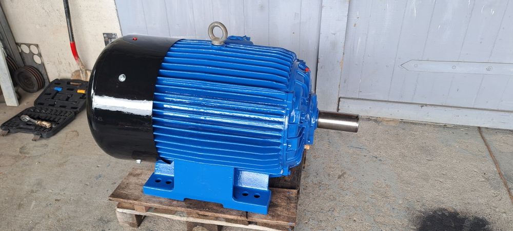 Silnik elektryczny Celma 160kw 1489obr 400v