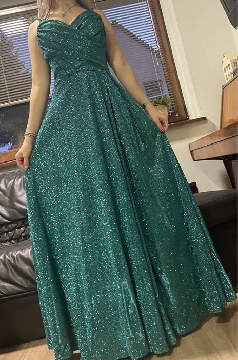 Suknia- na studniówkę