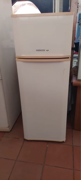 Frigorifico em funcionamento