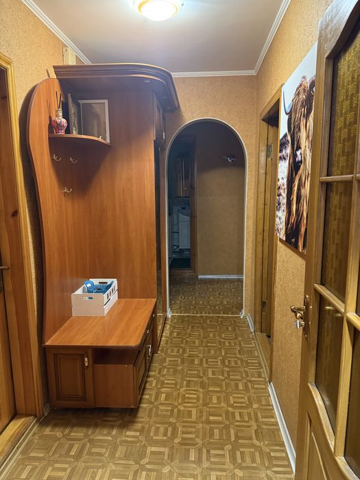 2 кім.кв р-н кінотеатру Мир, вул.Чорновола