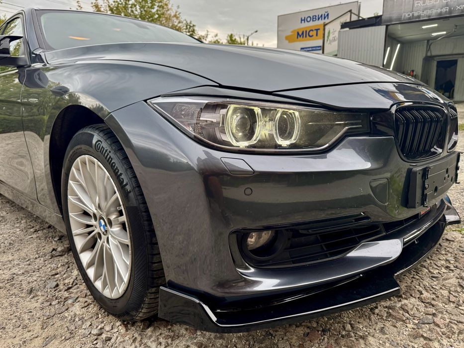BMW 320i F30 офіційне авто