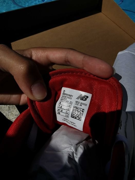 New Balance 550 White/Red 41,5 l 42
