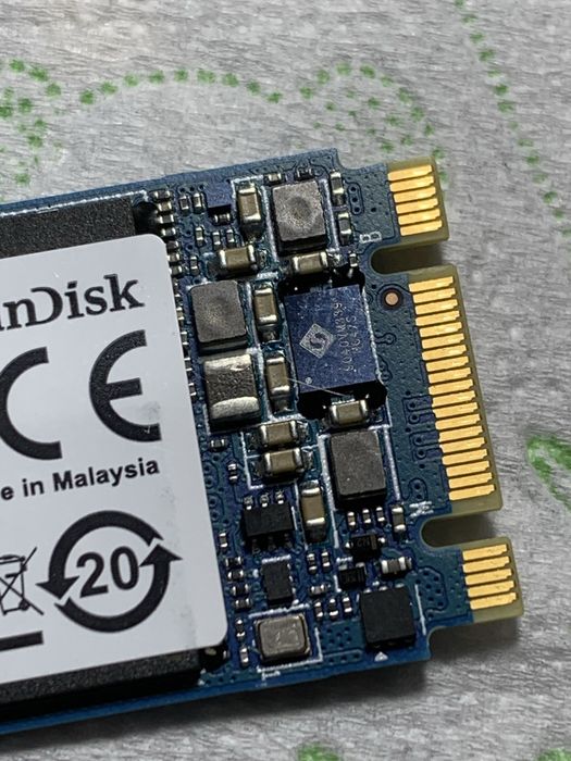 SSD  накопичувач M2 SanDisk 128 Gb на експерименти