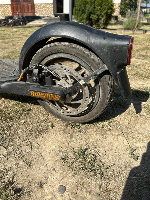 електросамокат Ninebot Kickscooter F30E