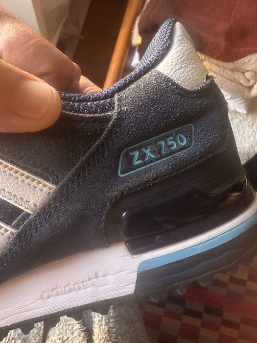 Ténis Adidas ZX 750