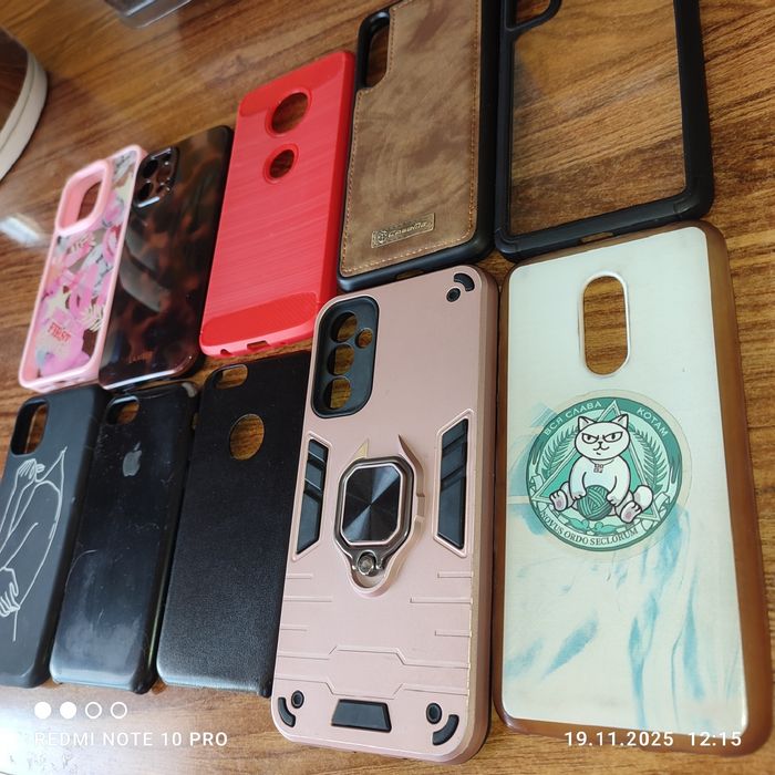 Чехлы для телефонов 10 шт