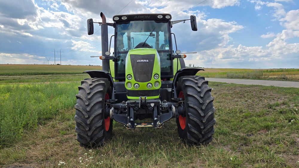 Трактор Claas Arion 620