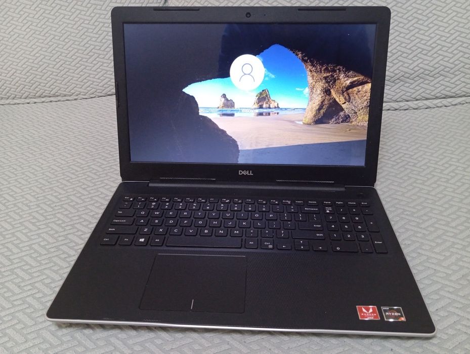 Ноутбук Dell Inspiron 3585 В хорошому стані. Акумулятор тримає до 3х г